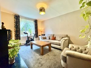 Lounge- click for photo gallery